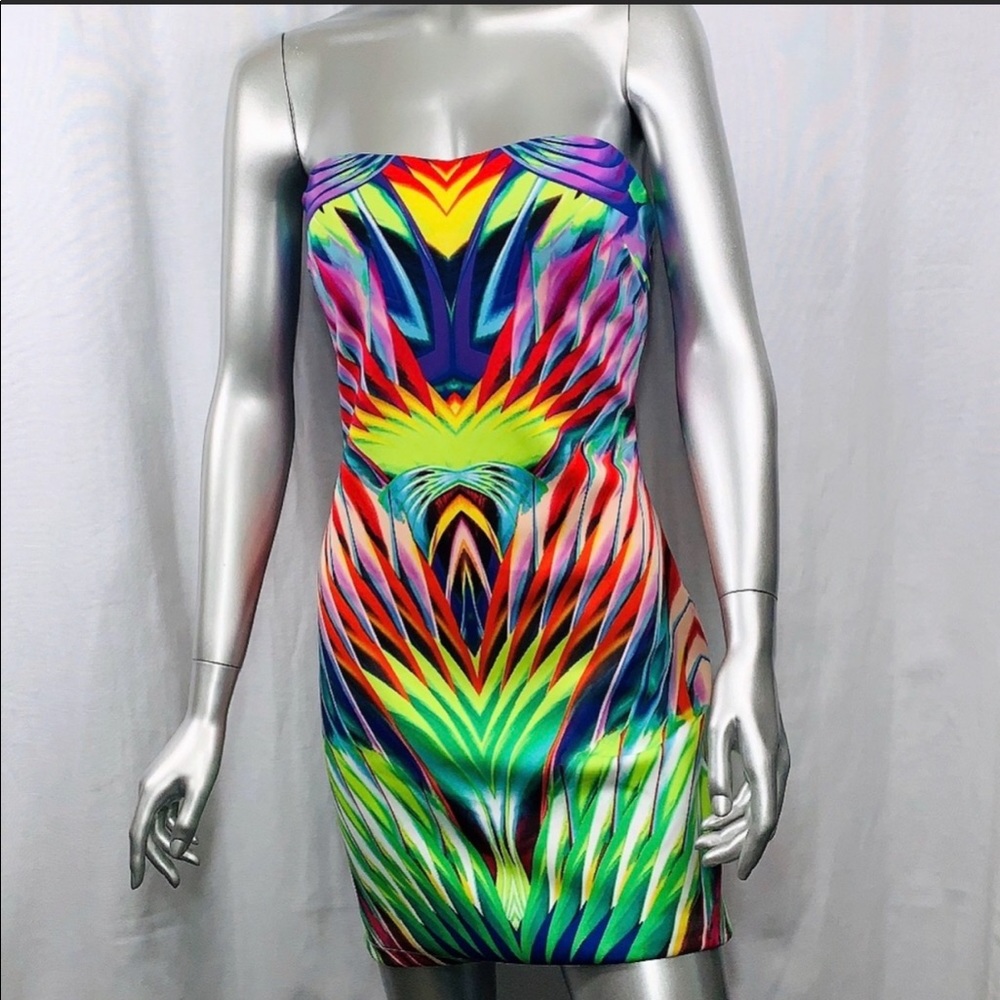 Multicolored strapless bodycon with corset back